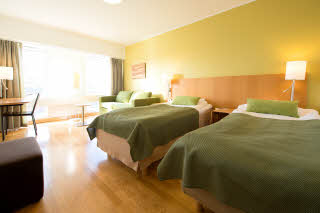 Kuvaoikeudet:: Niklas Hagelbeck Scandic-Hallandia-Room-Family-Standard.jpg